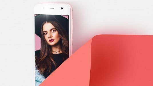 Asus ZenFone 4 Selfie Lite Modeli Tanıtıldı