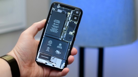 iFixit, iPhone X için şaşırtıcı duvar kağıtları yayınladı