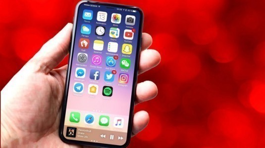 iPhone X'lerin ekranında yaşanan sorunlar kabul edildi