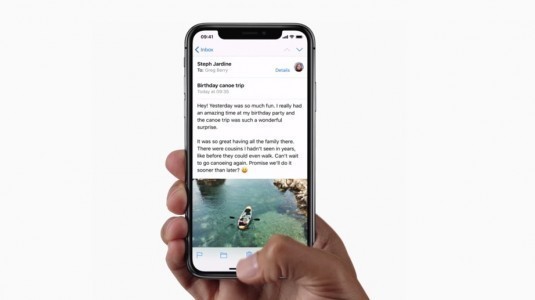 TIME dergisi yılın en iyileri arasında iPhone X'e yer verdi