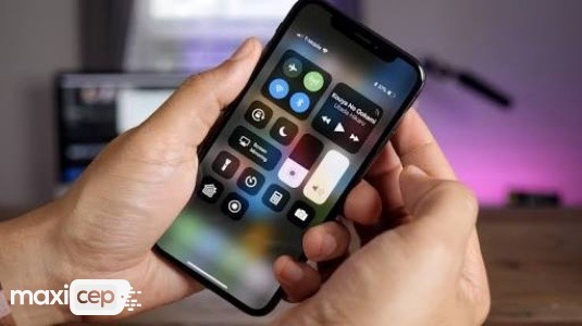 Analistler, Black Friday İndirimlerinde 6 Milyon, Toplamda 15 Milyon iPhone X Satıldığını Belirtiyor