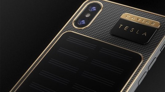 iPhone X Tesla: kendi kendini şarj ediyor