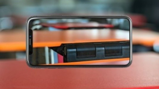 KGI: Apple, 2018'de iki OLED İPhone Piyasaya Sürecek
