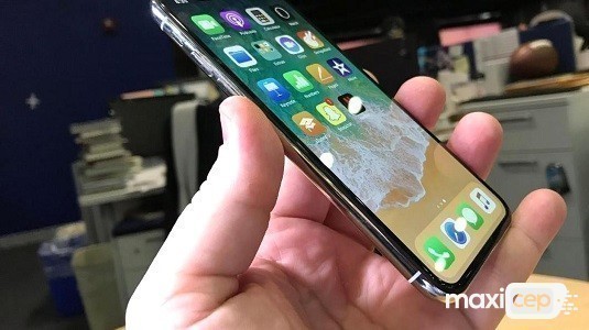iPhone X İçerisinde Qualcomm veya Intel Modemler Yer Alıyor