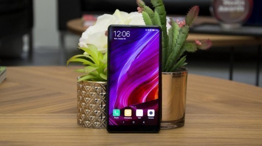 Xiaomi Mi Mix 2'nin satışları N11.com'da başladı