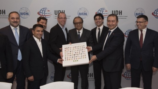 General Mobile ve Vestel MWC 2017'de Android European Hero Ödülü Kazandı