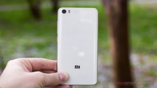 Xiaomi Mi 6, Sony IMX400 Kamera Sensörüne Sahip Olabilir