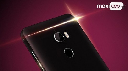 Sızdırılan HTC One X10 Görseli, Büyük Bir Bataryaya İşaret Ediyor