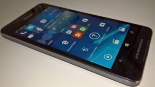 İptal Edilen Nokia Lumia id326-3, Ultra İnce Çerçeveye Sahip Olacaktı