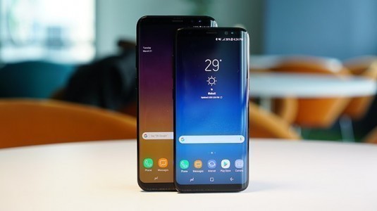 Galaxy S8 ile Galaxy S8+'da tek elle kullanımı nasıl aktif edebiliriz?