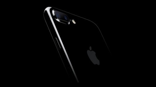 IPhone 9'un 5.28 inç ve 6.46 İnç Boyutlarında OLED Ekranı Olacağı İddia Ediliyor