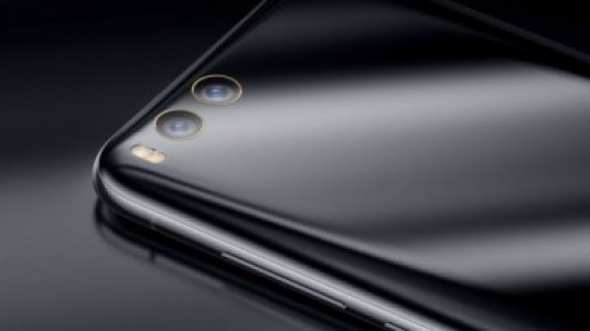 Satışa Sunulan Xiaomi Mi 6'nın Seramik Versiyonu Kısa Sürede Tükendi