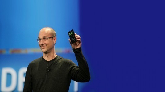 Andy Rubin'in Android Akıllı Telefonu Essential, 30 Mayıs'ta Çerçevesiz Tasarımıyla Duyurulacak