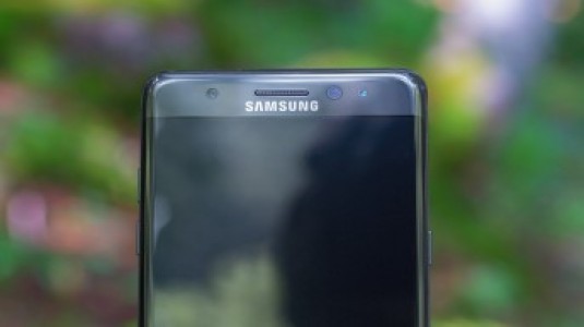İnternete Sızan Galaxy Note 7R Görselleri, Note 7 ile Aynı Tasarımı Doğruladı