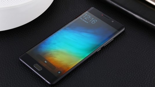 Xiaomi'nin Yeni Amiral Gemisi Mi Note 3 Modelinin Render Görselleri Ortaya Çıktı