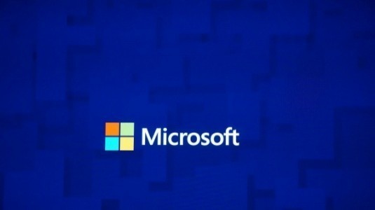 Microsoft'un Amiral Gemisi Lumia 960'ın Prototip Görüntüleri Sızdırıldı