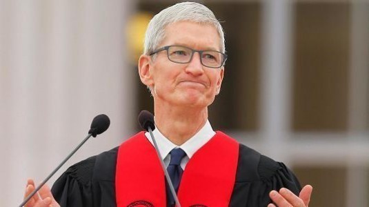 Tim Cook: ''İnsanlar bilgisayar gibi düşünmeye başlıyor''