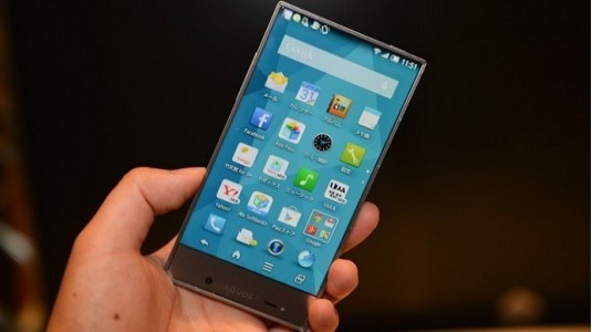 SHARP FS8016 Model Akıllı Telefon Snapdragon 660 İşlemcisi İle Beraber Geliyor