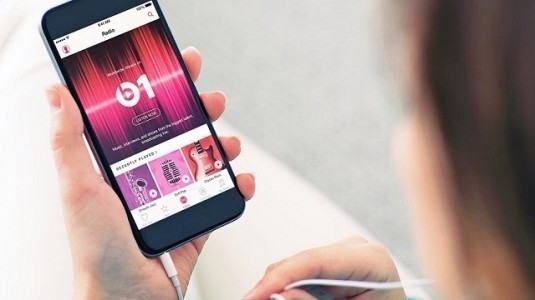 Yılda 99 dolara, Apple Müzik servisini kullanabilirsiniz