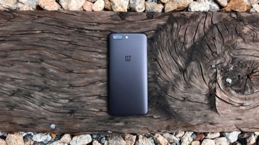 OnePlus 5, En Hızlı Satan OnePlus Akıllı Telefonu Oldu