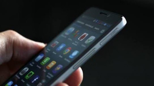 Alcatel Idol 5'in FCC Belgeleri ile Birlikte Görüntüleri de Ortaya Çıktı