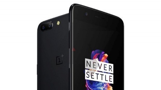 Yeni Sızdırılan OnePlus 5 Görüntüleri, Cihazın iPhone 7 Plus'a Çok Benzediğini Gösteriyor