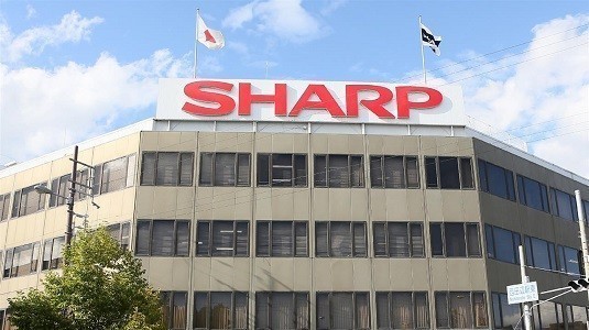 Yeni Sharp Telefonunun Ekranı Çerçevesiz Olmayacak