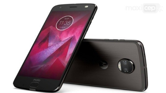 Moto Z2 Force Resmiyet Kazandı