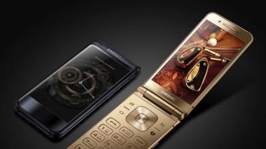 Samsung'un Üst Seviye Kapaklı Android Telefonu, Snapdragon 835 ve 6GB RAM’le Gelebilir