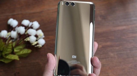 Xiaomi Mi 6 Mercury Silver Görüntüleri Ortaya Çıktı