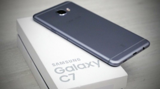 Samsung Galaxy C7, Geekbench'de Helio P20 Yonga Seti ve 4GB RAM ile Tespit Edildi