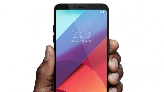 LG V30, IFA 2017 fuarının en iyisi olarak karşımıza çıktı
