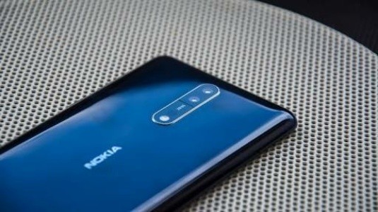 6GB RAM ve 128GB Depolama Alanına Sahip Nokia 8, Gelecek Ay Satışa Çıkacak
