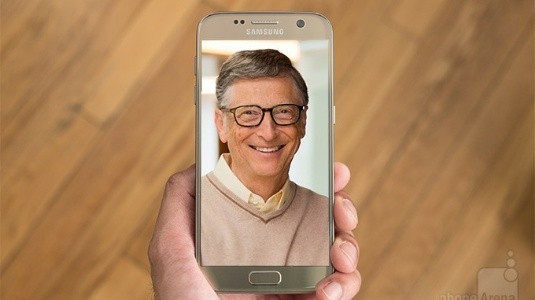Bill Gates de Android Akıllı Telefon Kullanıyor