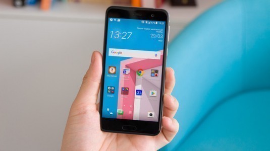 HTC U Play satışları Türkiye'de başladı
