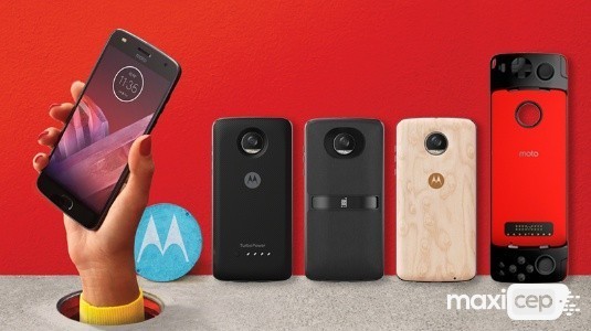 Turkcell’den Moto Z2 Play alana, JBL Soundboost Hoparlör Hediye