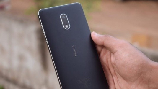 İlk Nesil Nokia 6, Android Oreo Güncellemesi Almaya Başladı