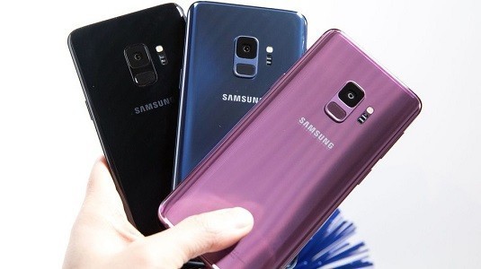 Samsung, Galaxy S10 İçin Ekrana Gömülü Parmak İzi Patenti Aldı