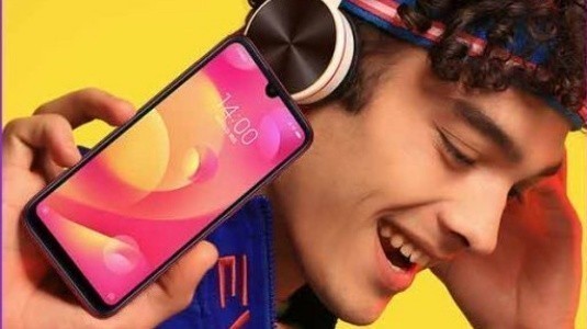 Xiaomi Mi Play, 5.84 inç Ekranı ile 24 Aralıkta Duyurulacak