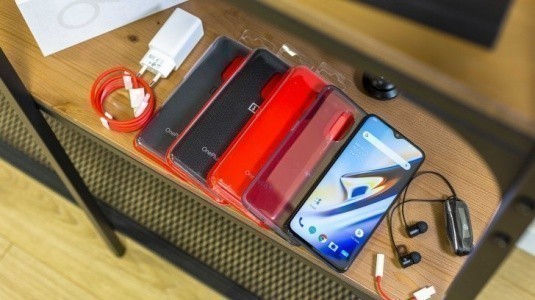 OnePlus 6 ve 6T için Yeni OxygenOS Beta Güncellemesini Geldi