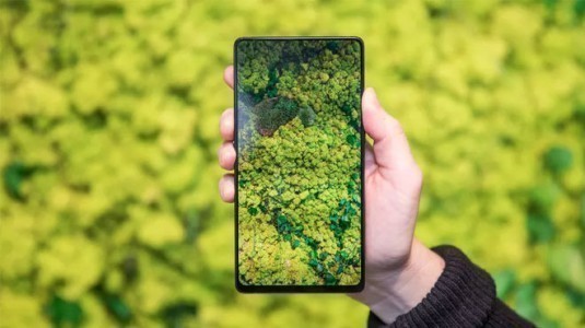 Vivo Apex'in çerçevesiz ekranı herkesi şaşkına çevirecek