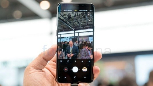 Samsung Galaxy S10, Üçlü Kamera ve 3D Sensöre Sahip Olacak