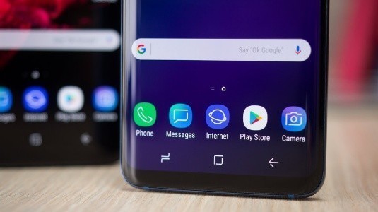 Galaxy S10'un Üç Modeli de Ekran İçi Parmak İzi Tarayıcı ile Gelecek