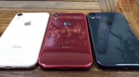 6.1 İnçlik İPhone, İPhone Xr Adıyla Tanıtılacak