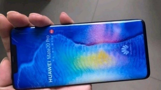 Üç Huawei Mate 20 Amiral Gemisi Çin'de Sertifika Aldı
