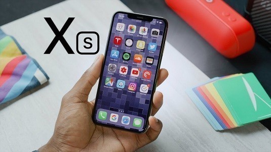 Huawei, iPhone Kuyruğuna Girenlere Powerbank Hediye Etti