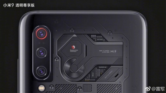 Xiaomi Mi 9'un Şeffaf Versiyonu Özel Bir Kameraya Sahip
