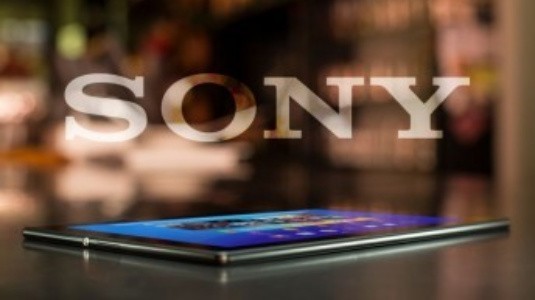 Sony, Xperia XZ4 ile Birlikte Farklı Bir Amiral Gemisi Üzerinde de Çalışıyor