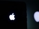 iPhone 7’ye parlayan elma logosu yapın
