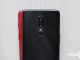 OnePlus 6'nın Kırmızı Renkli Yeni Varyantı Yakında Satışa Sunulacak